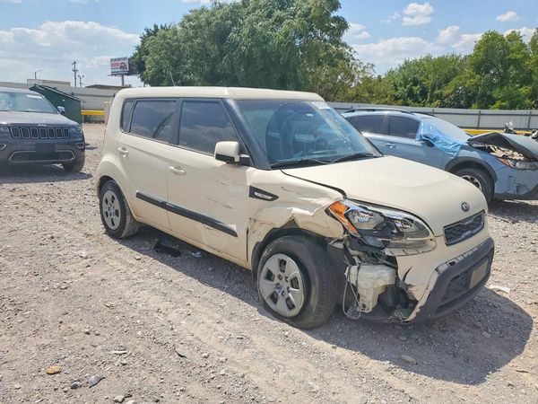 2013 KIA SOUL All Trims