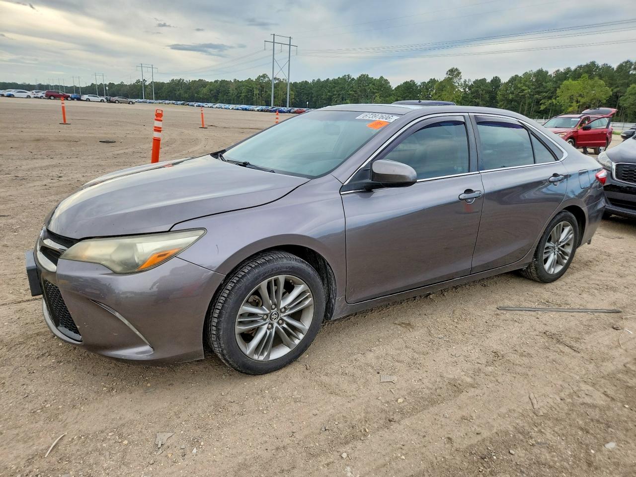 2016 TOYOTA CAMRY