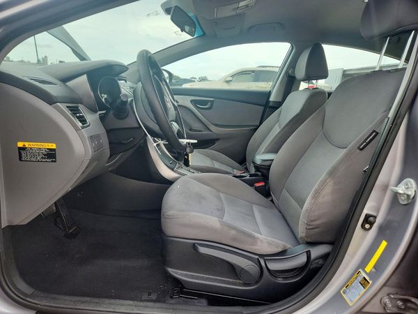 2013 HYUNDAI ELANTRA