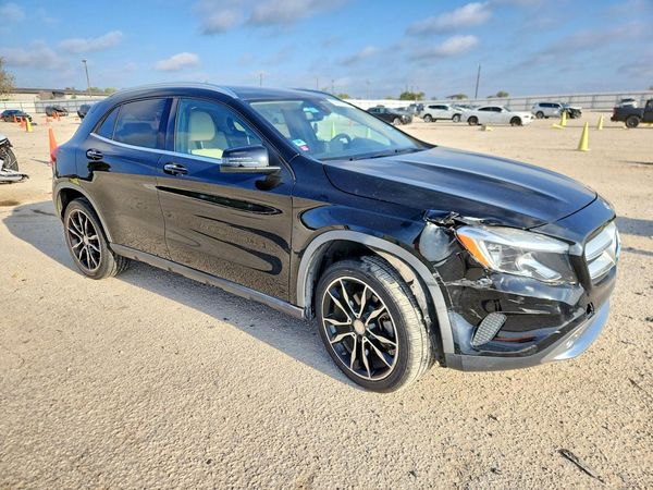 2017 MERCEDES-BENZ GLA