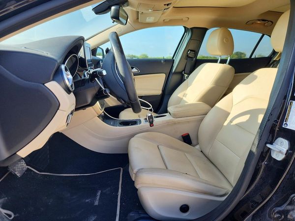 2017 MERCEDES-BENZ GLA