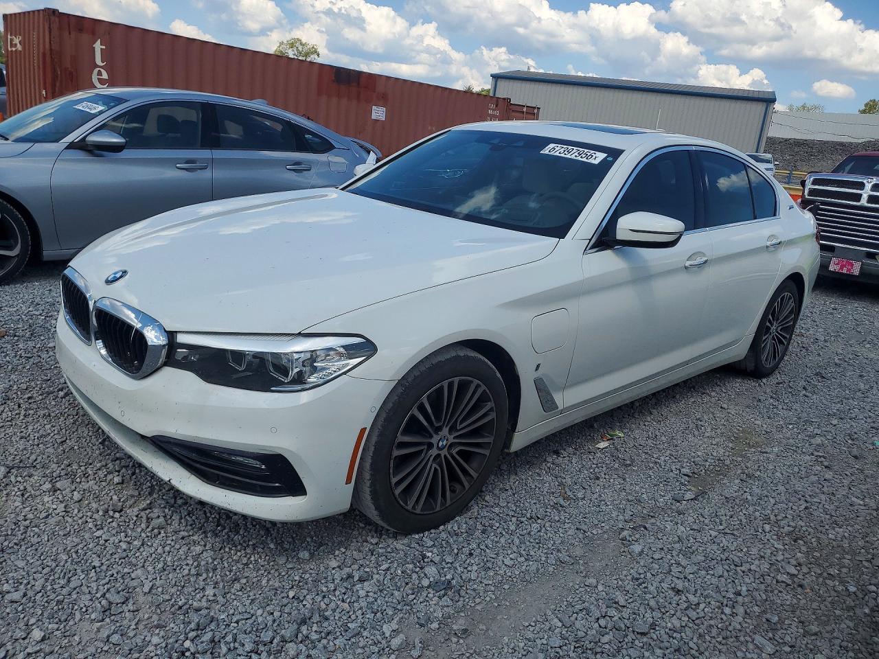 2018 BMW 530E