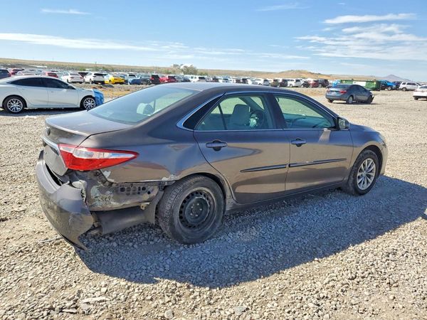 2017 TOYOTA CAMRY