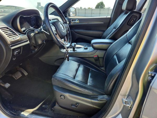 2015 JEEP GRAND CHEROKEE Limited — DENT