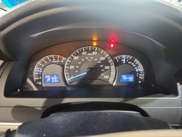 2012 TOYOTA CAMRY