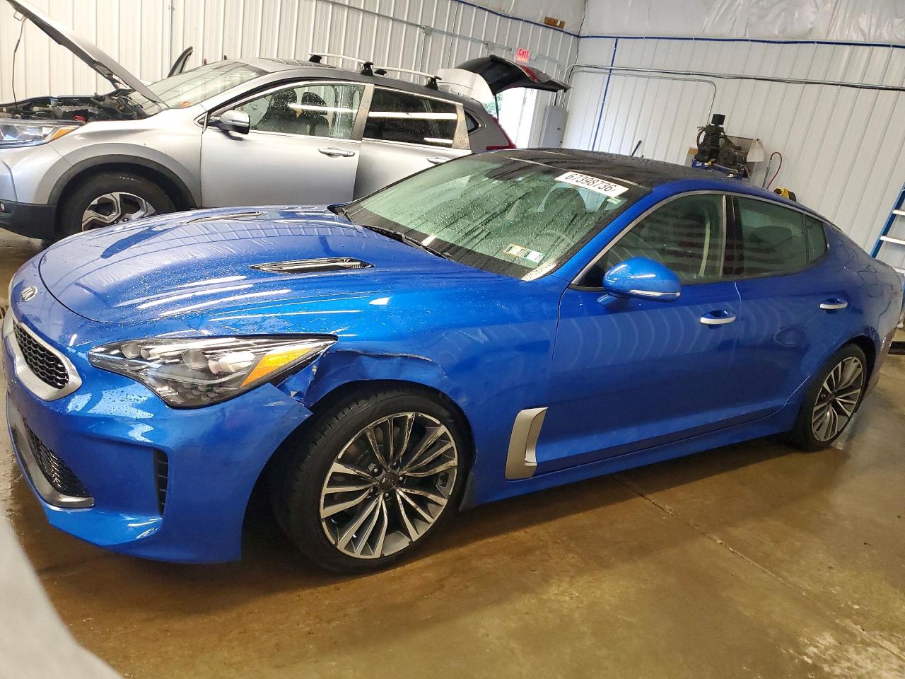 2018 KIA STINGER Premium