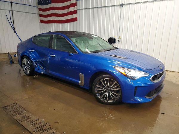 2018 KIA STINGER Premium