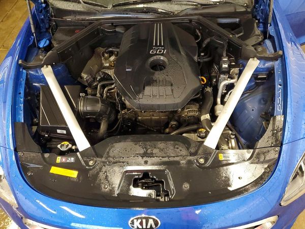 2018 KIA STINGER Premium