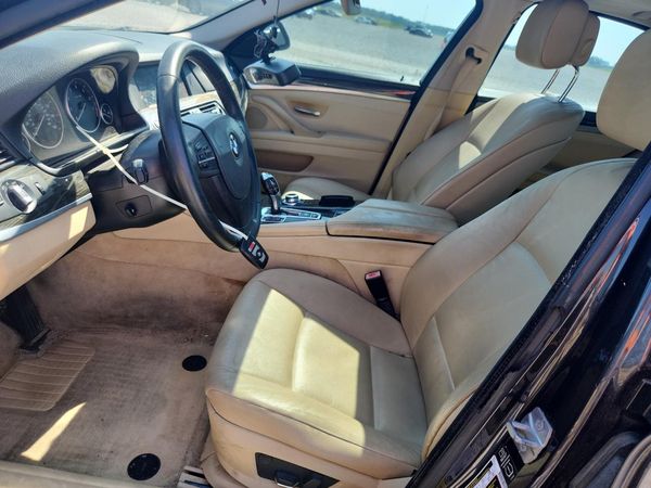 2013 BMW 5 SERIES — DENT