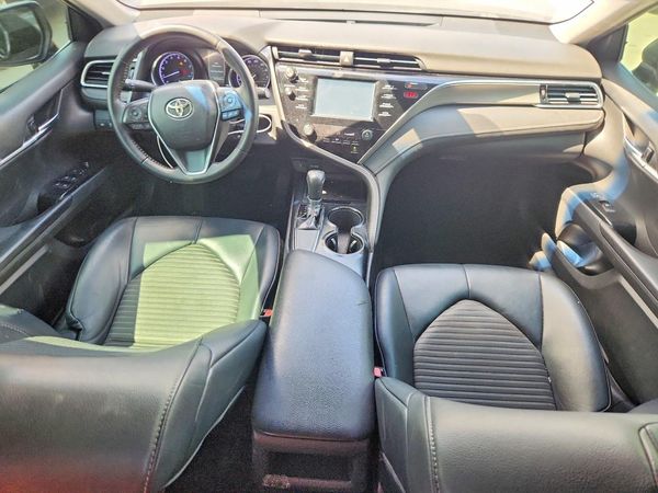 2018 TOYOTA CAMRY