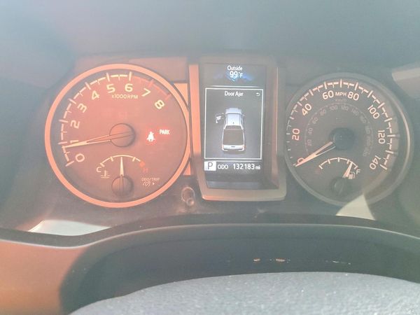 2017 TOYOTA TACOMA