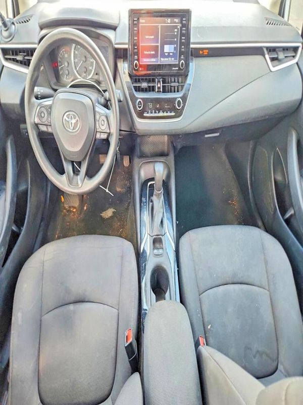2022 TOYOTA COROLLA