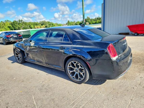 2015 CHRYSLER 300