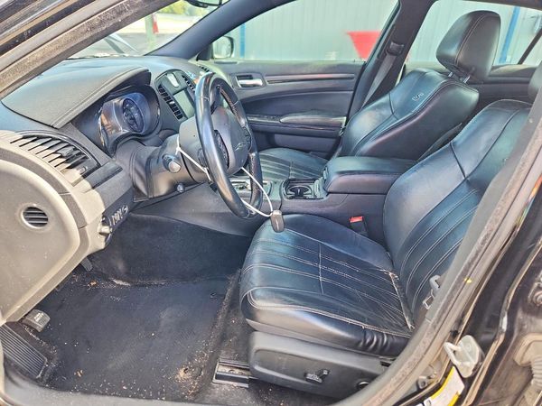 2015 CHRYSLER 300