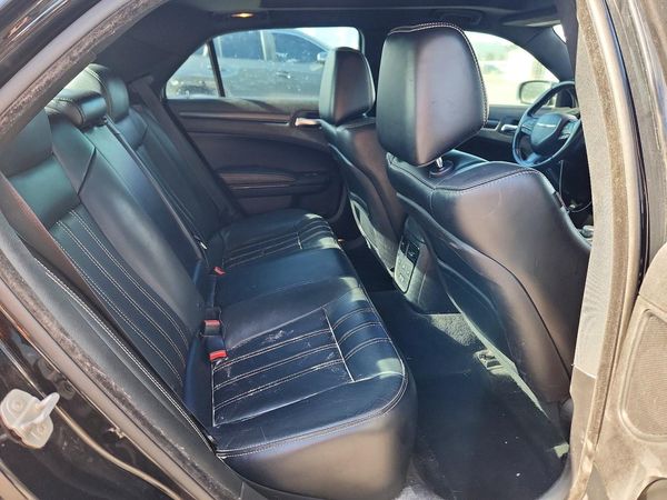2015 CHRYSLER 300