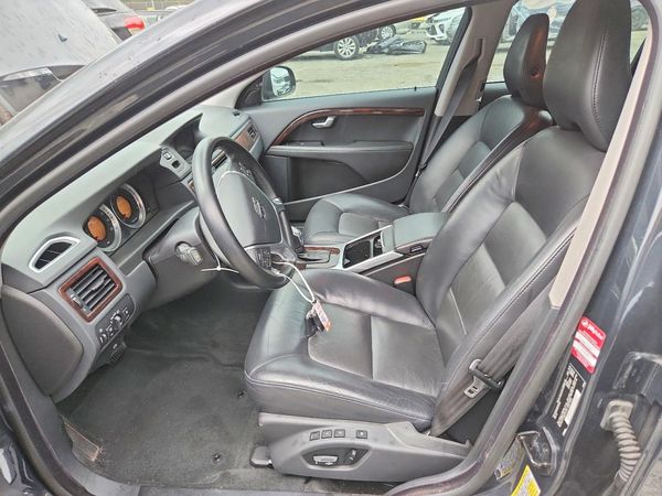 2013 VOLVO S80