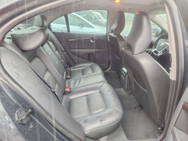 2013 VOLVO S80
