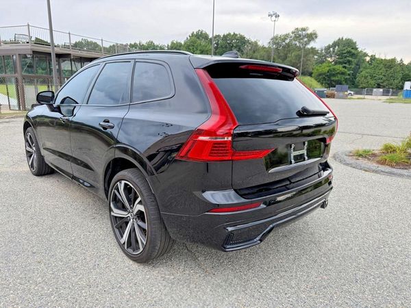2024 VOLVO XC60