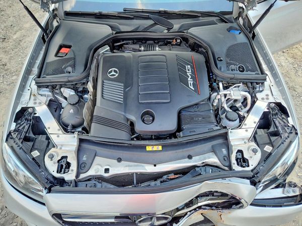 2020 MERCEDES-BENZ E AMG E53 — Engine bay