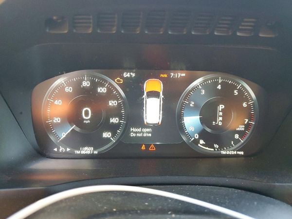 2016 VOLVO XC90 SV42 Momentum