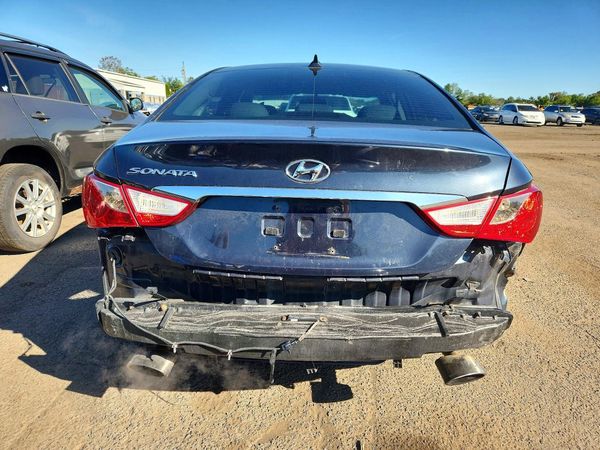 2012 HYUNDAI SONATA Middle level