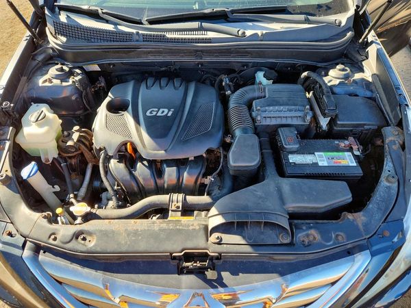 2012 HYUNDAI SONATA Middle level