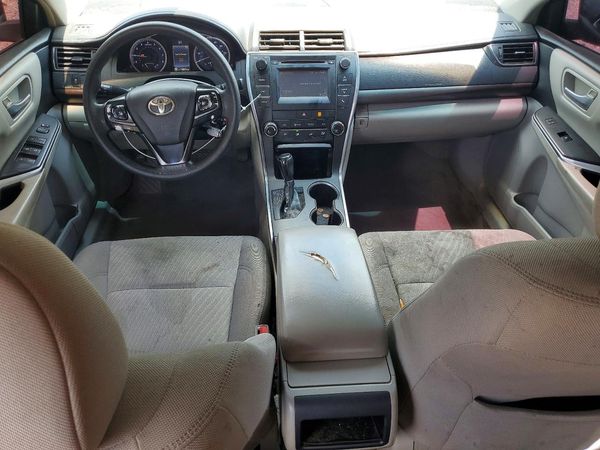 2017 TOYOTA CAMRY