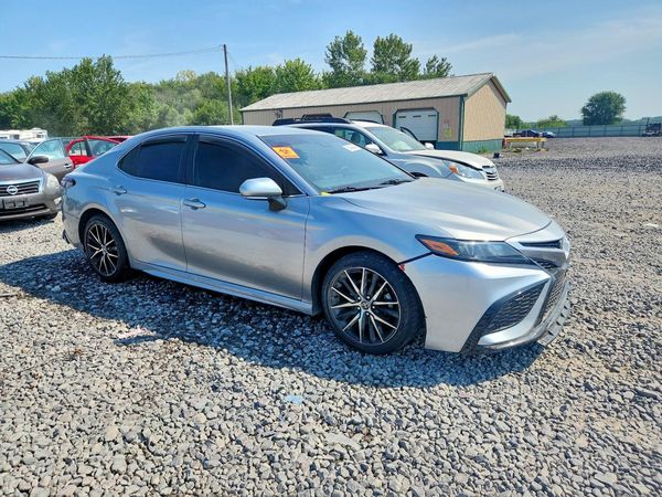 2022 TOYOTA CAMRY