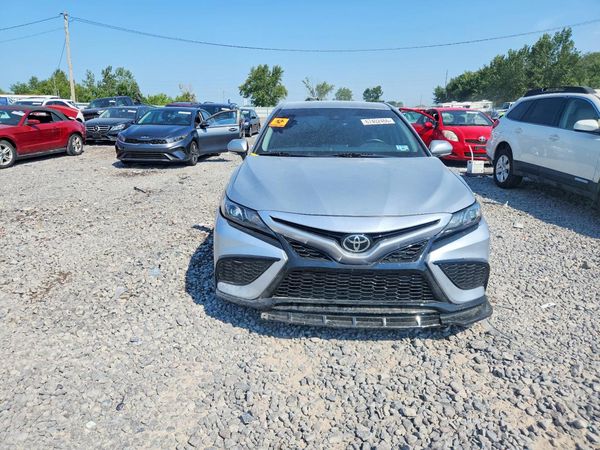 2022 TOYOTA CAMRY