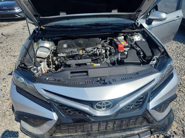 2022 TOYOTA CAMRY