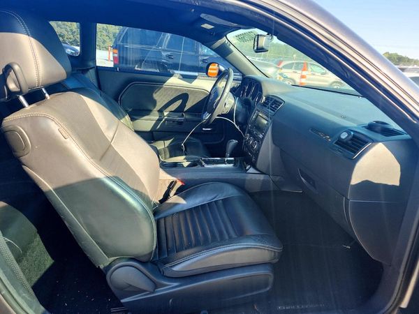 2014 DODGE CHALLENGER Base