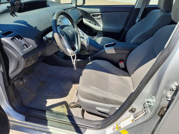2015 TOYOTA PRIUS