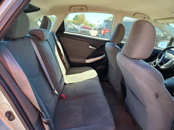 2015 TOYOTA PRIUS