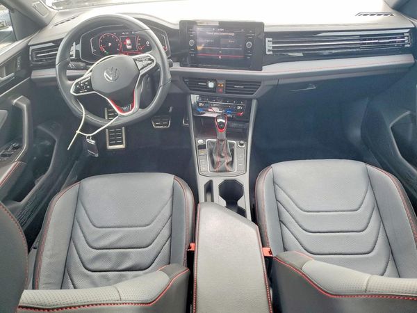 2025 VOLKSWAGEN JETTA Autobahn