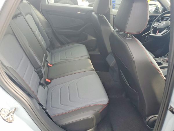 2025 VOLKSWAGEN JETTA Autobahn