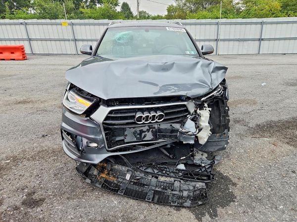 2017 AUDI Q3 quattro Premium — DIRF