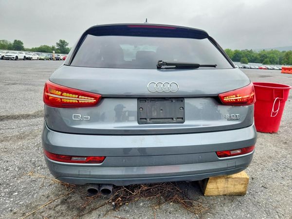 2017 AUDI Q3 quattro Premium — DIRR