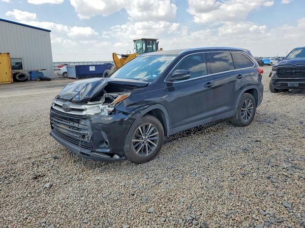 2019 TOYOTA HIGHLANDER