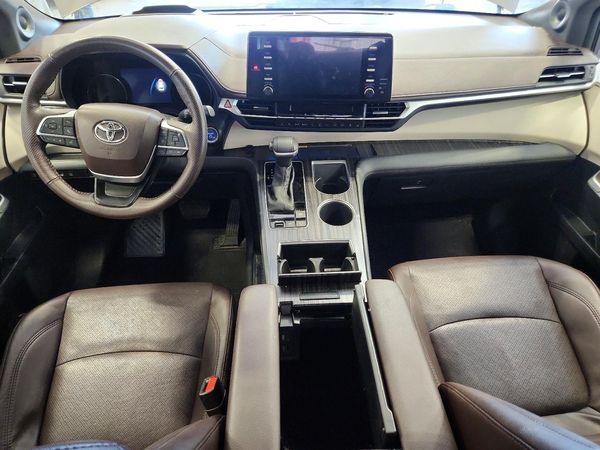 2023 TOYOTA SIENNA Platinum — CKPT