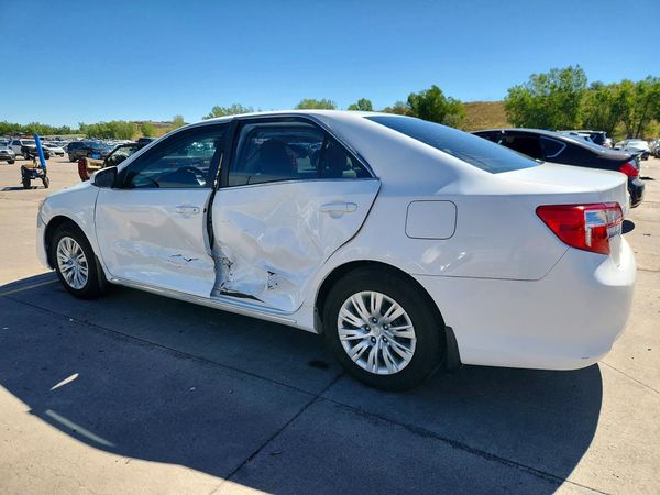 2012 TOYOTA CAMRY