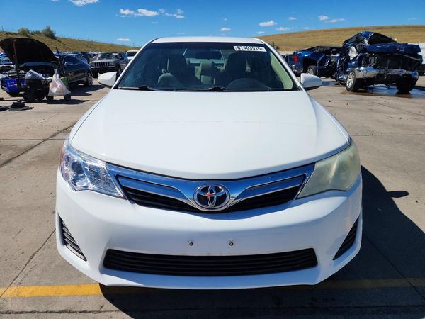 2012 TOYOTA CAMRY