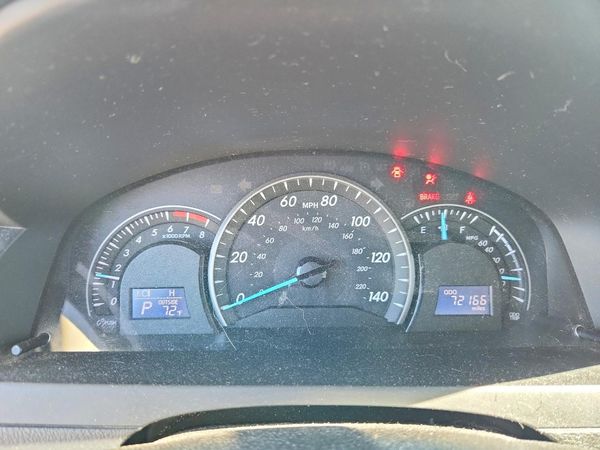 2012 TOYOTA CAMRY