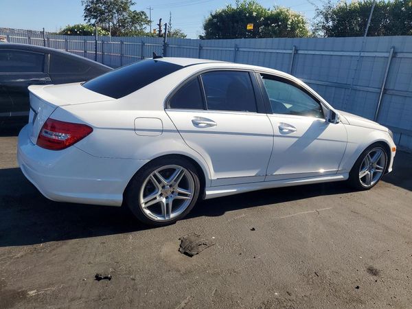 2014 MERCEDES-BENZ C C250