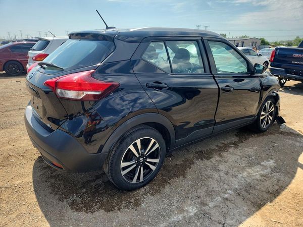 2019 NISSAN KICKS