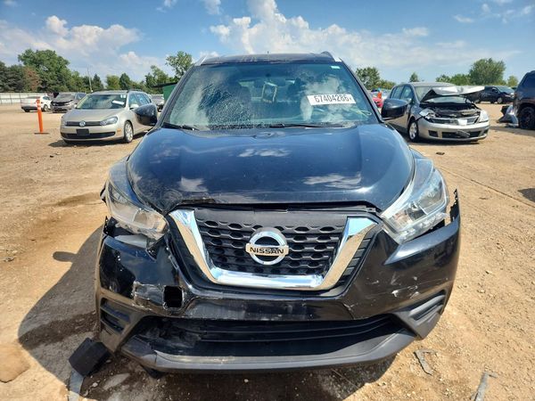 2019 NISSAN KICKS