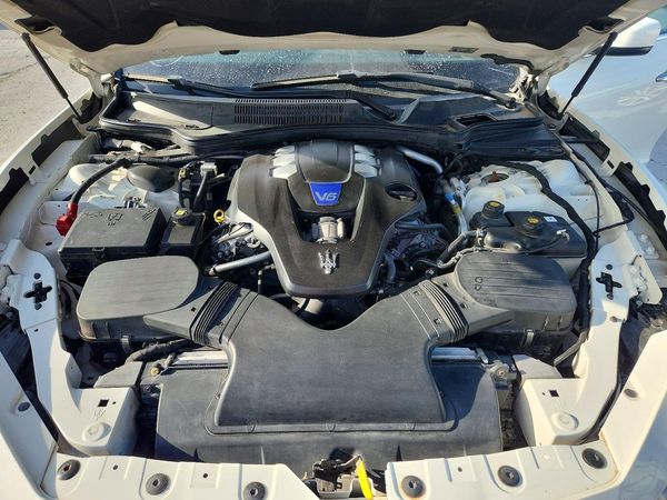 2014 MASERATI GHIBLI