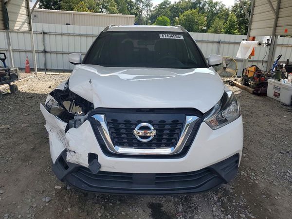 2020 NISSAN KICKS
