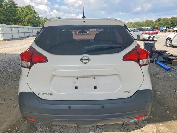 2020 NISSAN KICKS