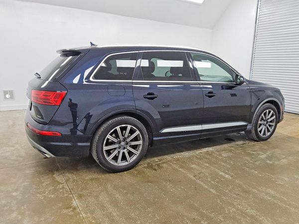 2018 AUDI Q7 quattro Premium Plus
