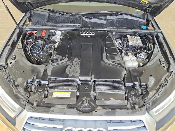 2018 AUDI Q7 quattro Premium Plus